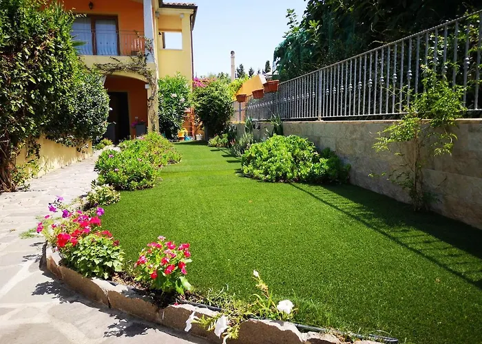 Casa Con Giardino Villa Olbia