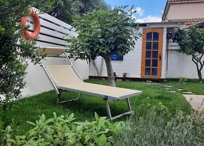 Pet friendly Flamingo Guest House- Rooms Olbia