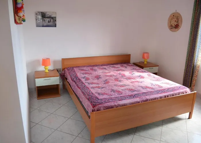 Iss Travel, La Padula - Apartments With Private Veranda And Parking San Teodoro 