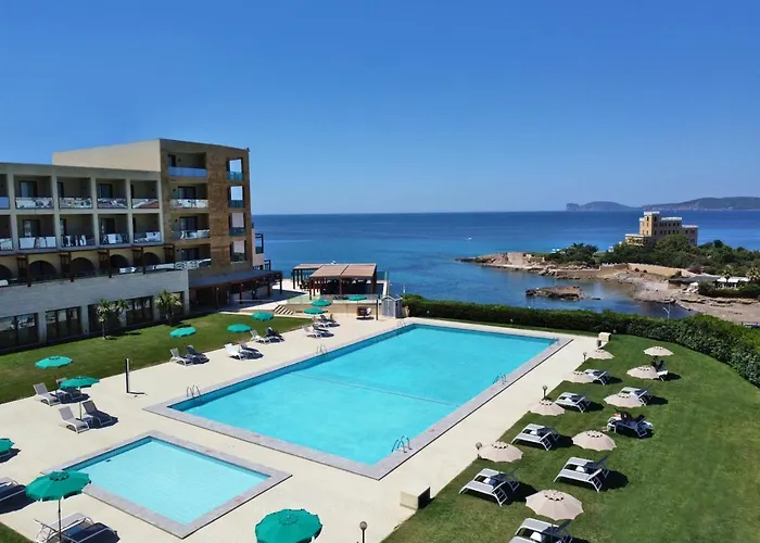 Alghero Hotels for Romantic Getaway