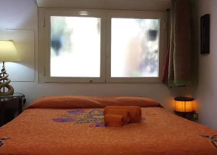 Camera In Appartamento Al Piano Terra Cagliari