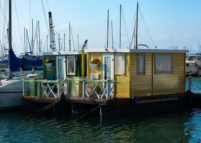 Alghero Boat House Gialla