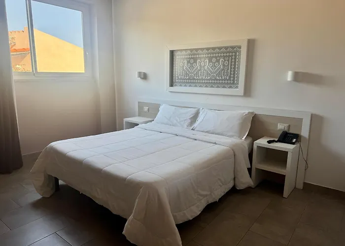 Castelsardo Hotels