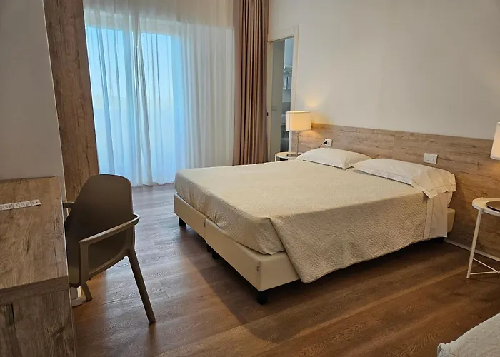 Hotel Onda Marina San Teodoro  With Golf Course