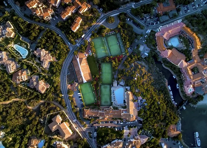Porto Cervo hotels near Aquadream