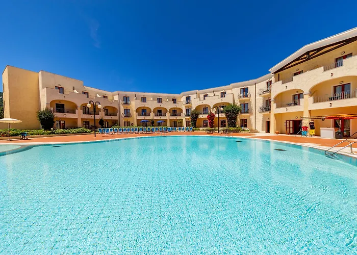 Cannigione Hotels
