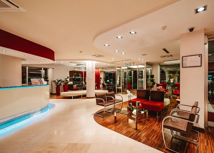 Porto Istana Hotels