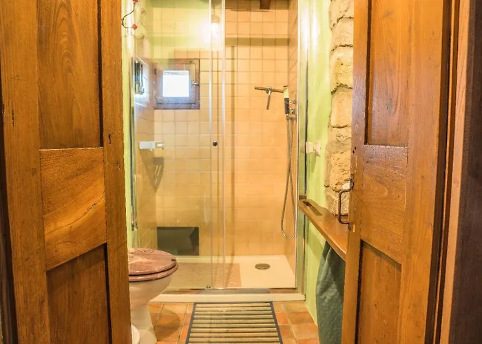 Santu Lussurgiu Hotels