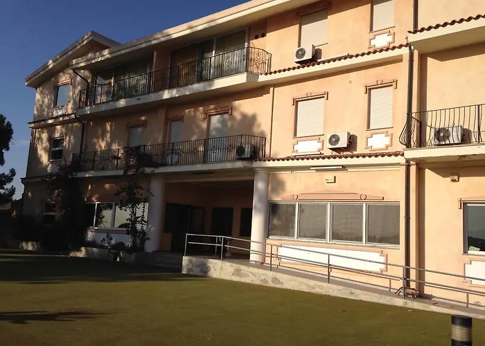 Sardara Hotels